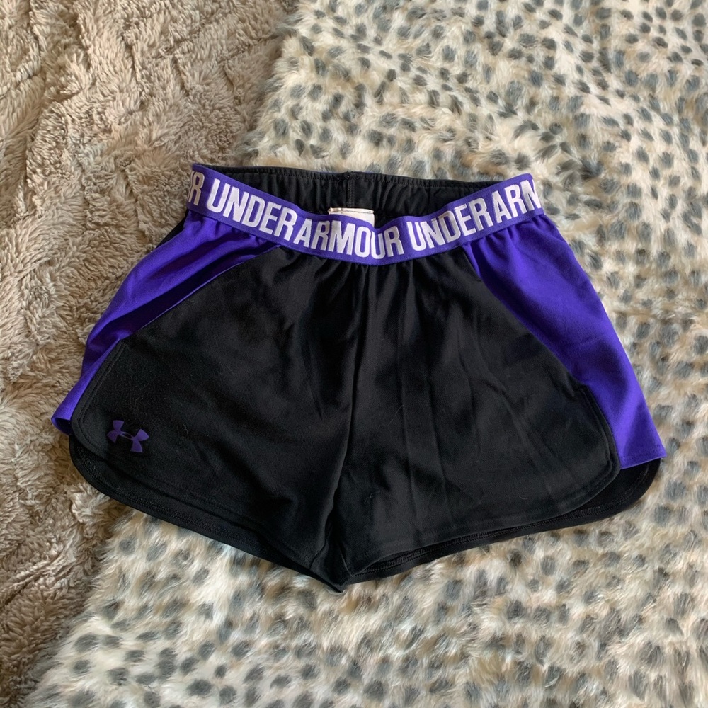 underarmour shorts 🤍 nwot - Picture 4 of 4